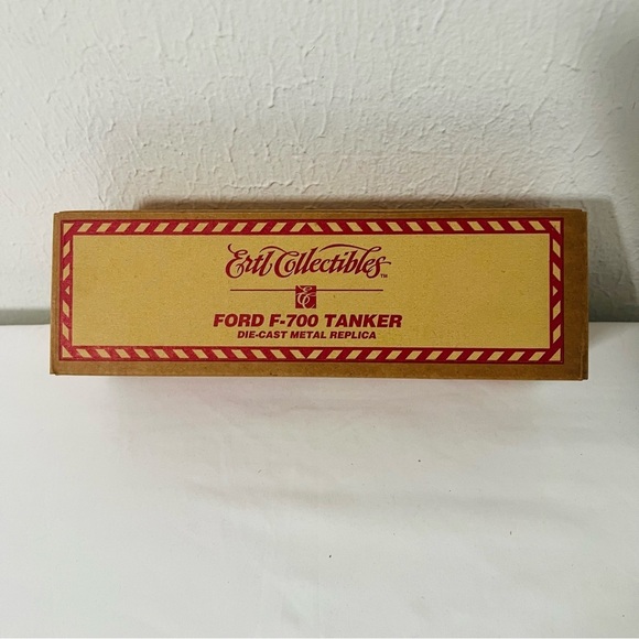 ERTL COMPANY EXXON ESSO Humble FORD F700 TANKER TRUCK DIECAST COIN BANK VINTAGE - Picture 3 of 7